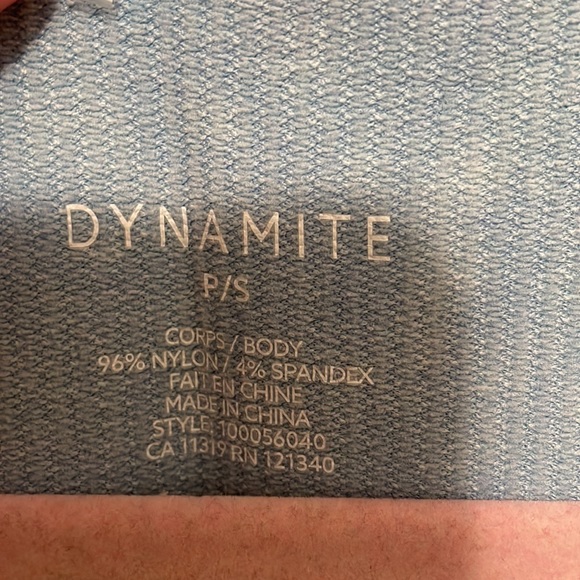 NWOT Dynamite Kelly V-Neck Seamless Crop Tank - Picture 3 of 4